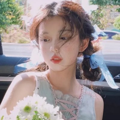 高校女汉子海报